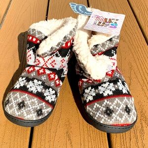🆕MUK LUKS SURPLUS FAUX SHERPA LINED KNIT SLIPPER BOOTIES SIZE 7-8/MED NWT